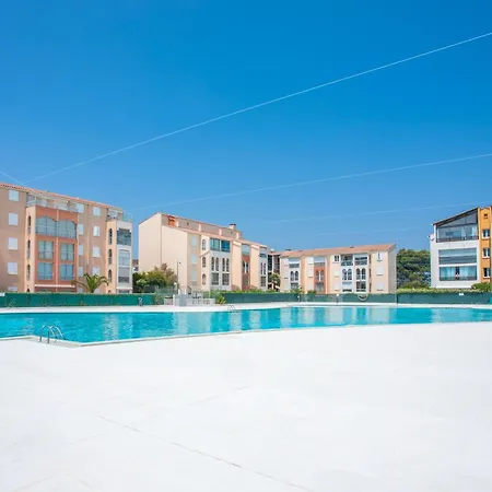 Studio Meublé 25m² Piscine Et Plage Apartment Frejus