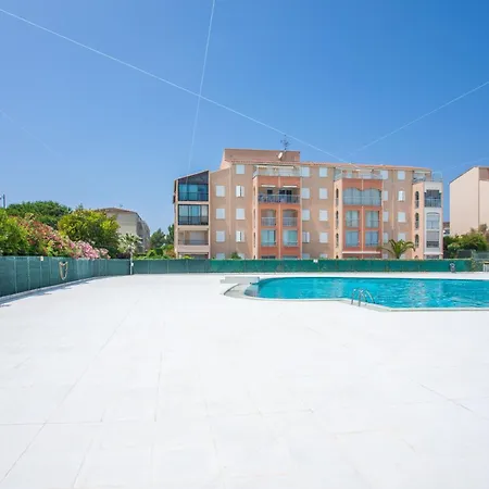 Apartamento Meuble 25m² Piscine Et *