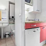 Meuble 25m² Piscine Et דירה Fréjus