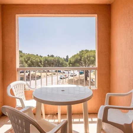 Studio Meublé 25m² Piscine Et Plage Appartement *