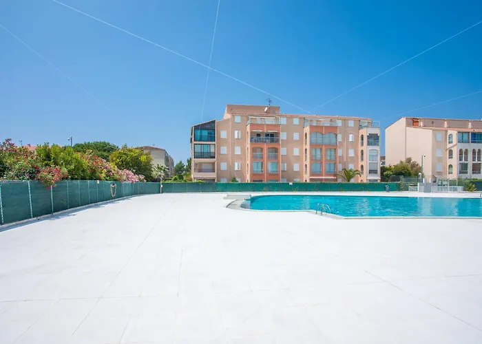 Апартаменты Studio Meuble 25M² Piscine Et Plage *