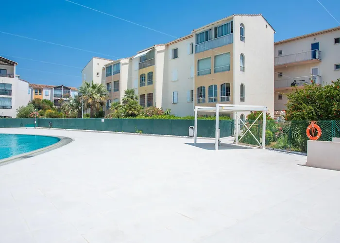 Studio Meuble 25M² Piscine Et Plage شقة Fréjus